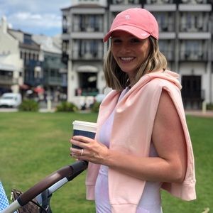 Meet your Posher, Emma